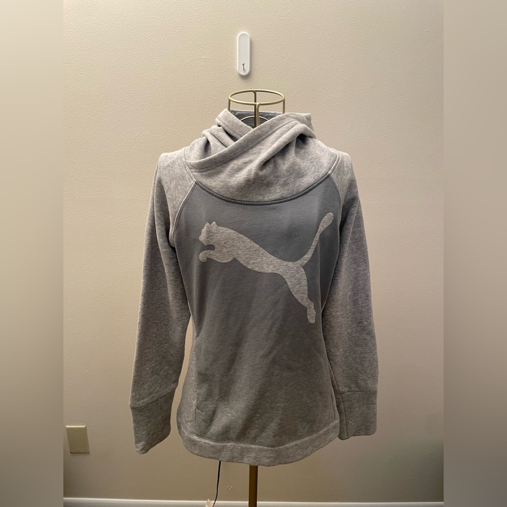 🎳Puma Women's Cowl Neck Gray Sweater